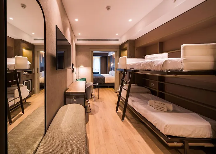 Hotel Catalonia Gran Via 4*