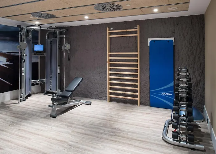 Отель Catalonia Gran Via Бильбао