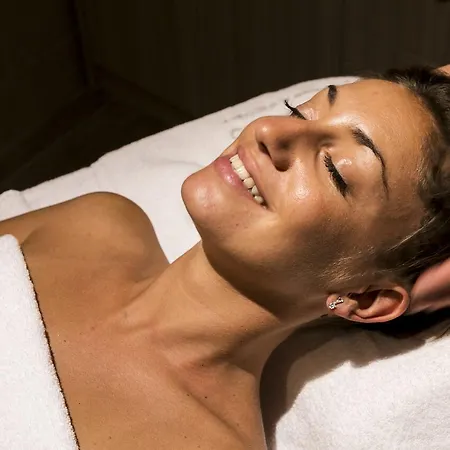 Catalonia Gran Via ホテル ビルバオ