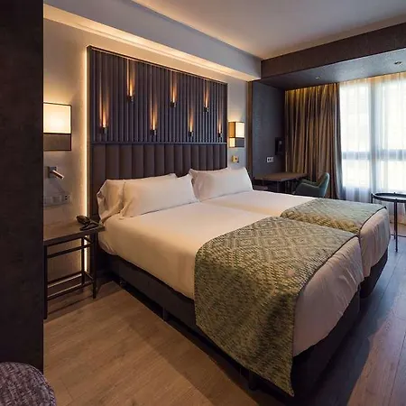 Catalonia Gran Via Hotell