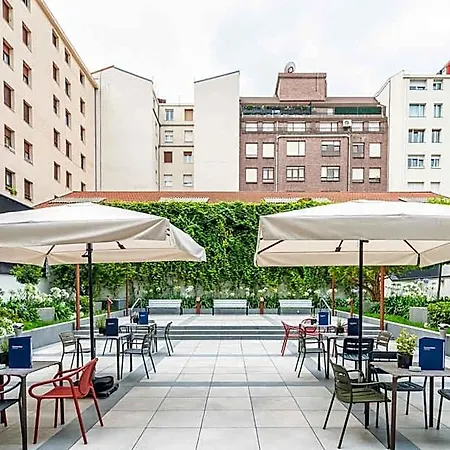 Hotel Catalonia Gran Via 4*