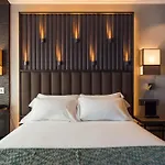 ホテル Catalonia Gran Via 4*