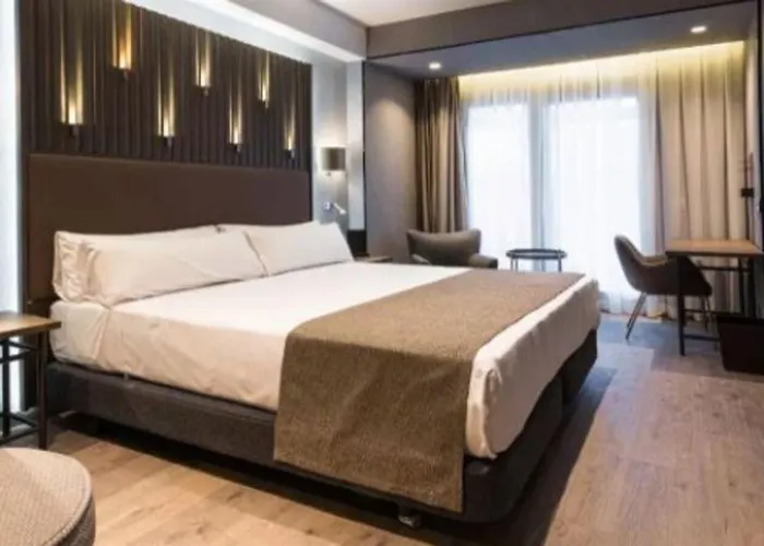 Catalonia Gran Via Hotel