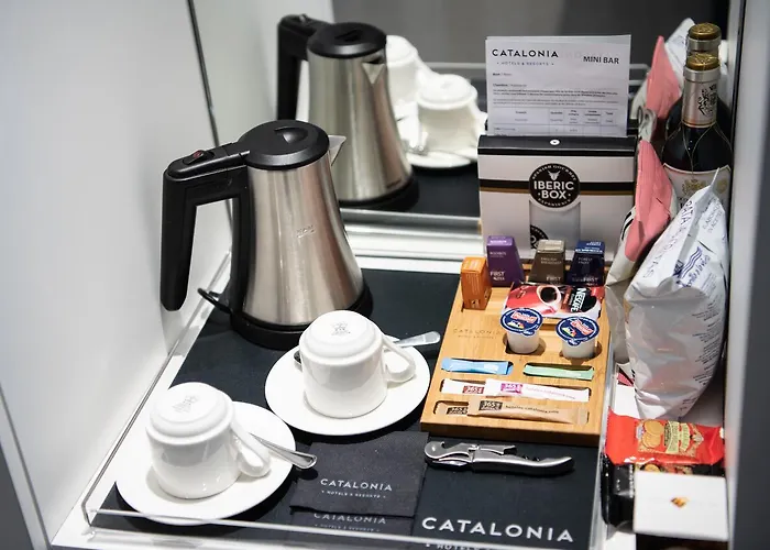 Hotel Catalonia Gran Via 4*