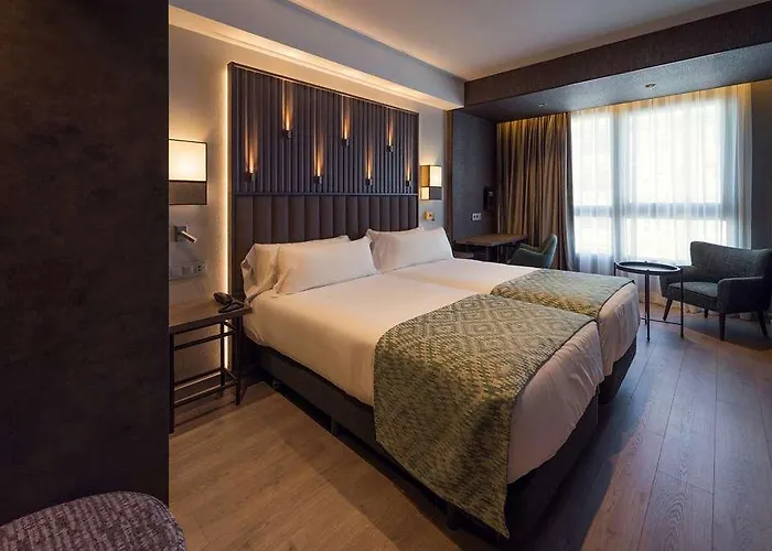 Catalonia Gran Via Hotel