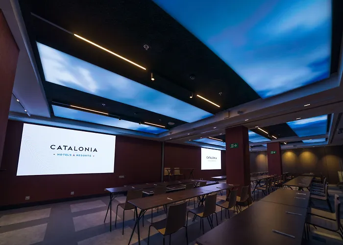 Hotel Catalonia Gran Via 4*