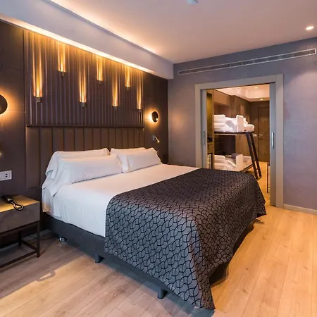 Catalonia Gran Via ホテル 4*